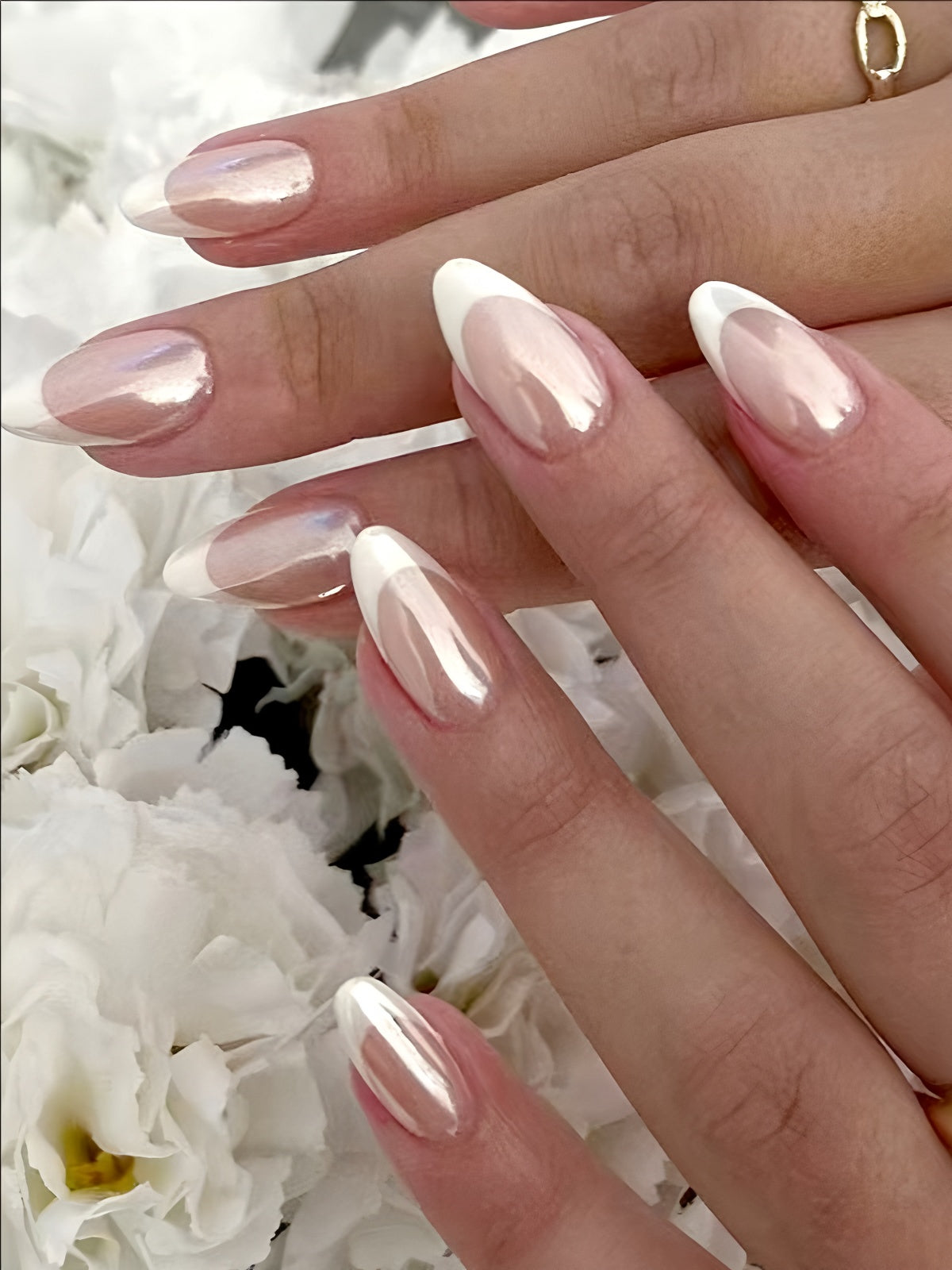 Press-on nail tips - Aurora French manicure