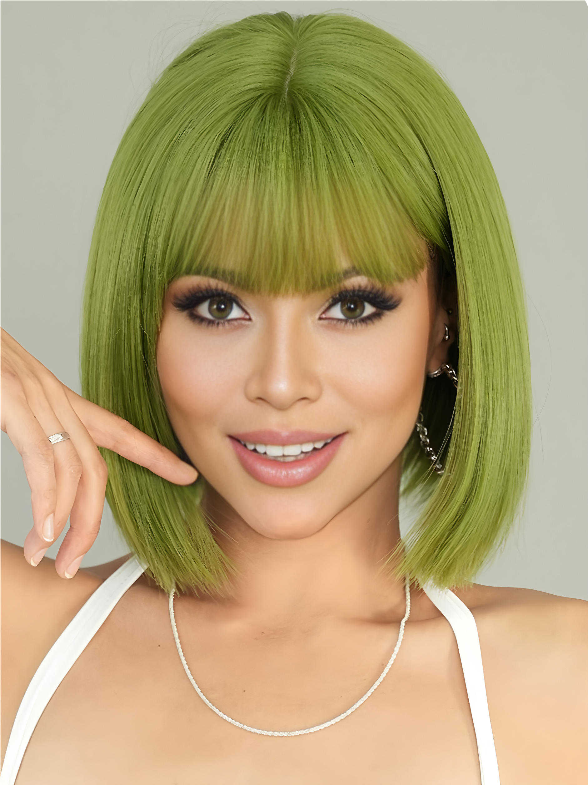 Short hair-Straight hair-Green
