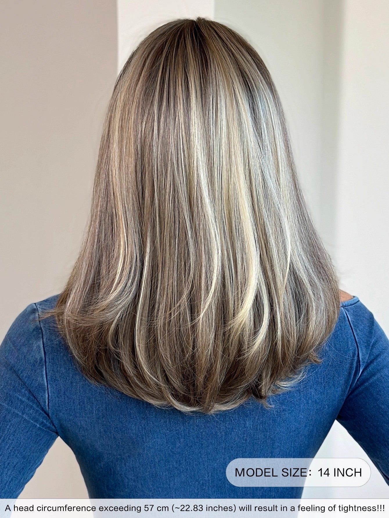 Medium-length hairr-Straight hair-Brown